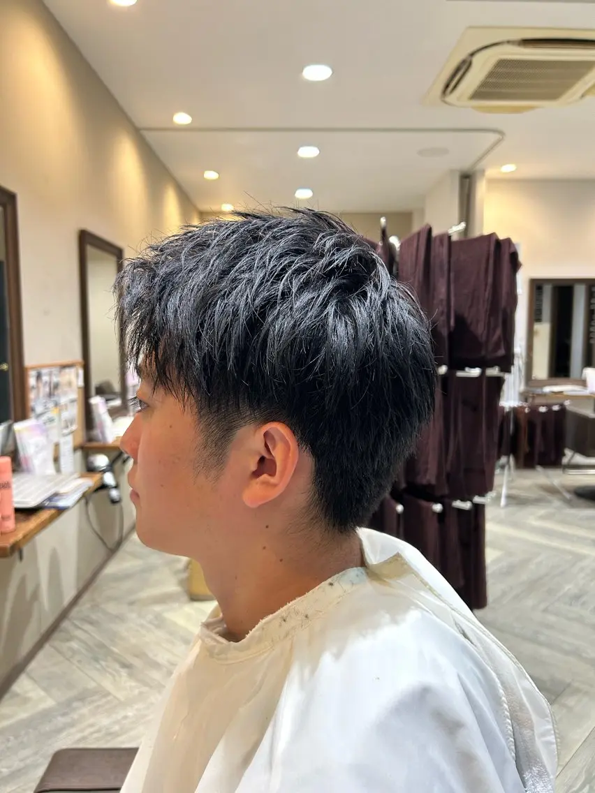 ショート メンズ レイヤーカット カット ヘアカラー 田野 安慈のヘアスタイル