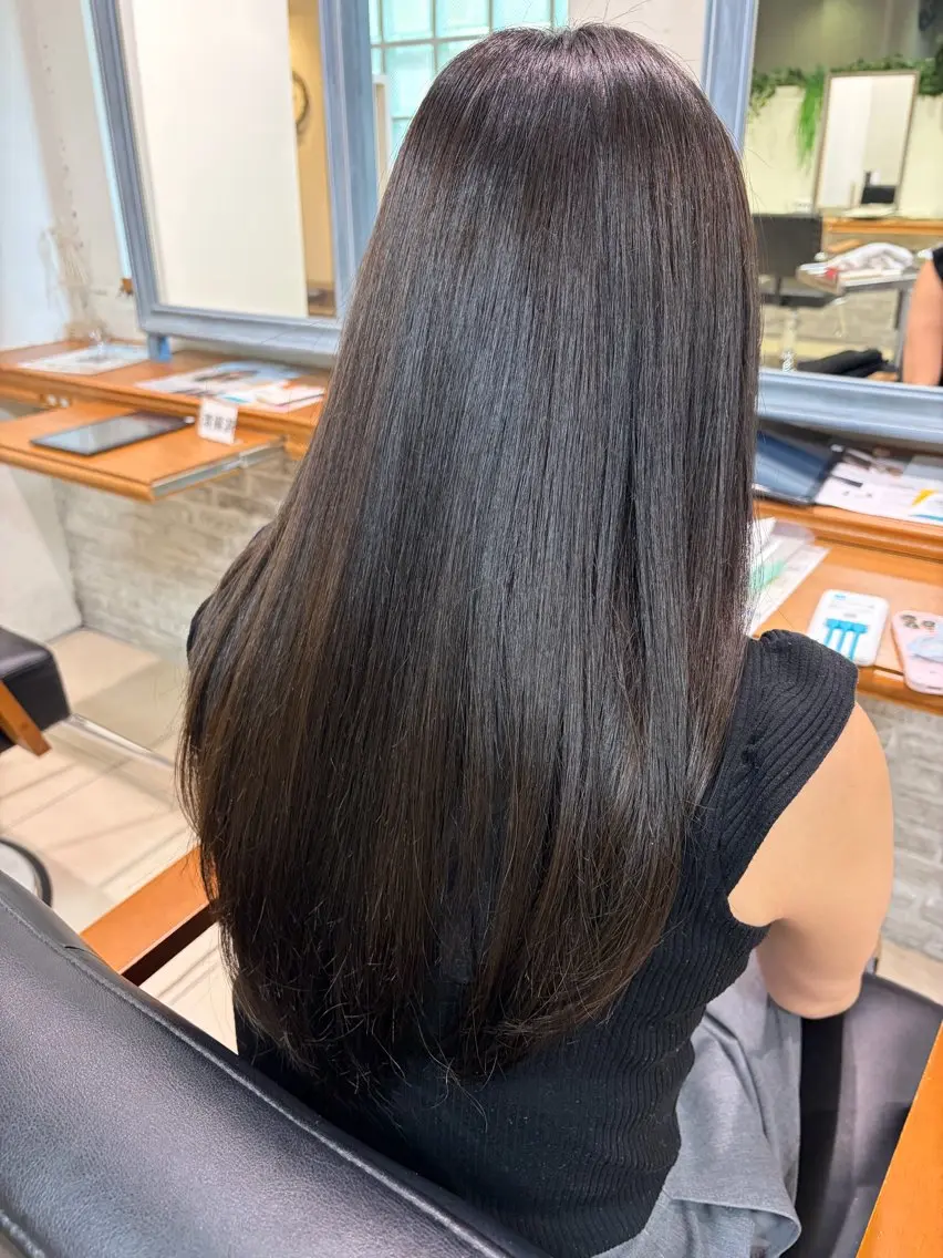 カラー ヘアカラー ホナミ🤎艶カラー/ アレンジ/縮毛矯正のヘアスタイル