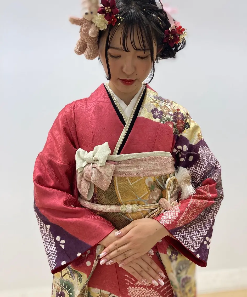 あやかショート 白髪ぼかしのヘアスタイル