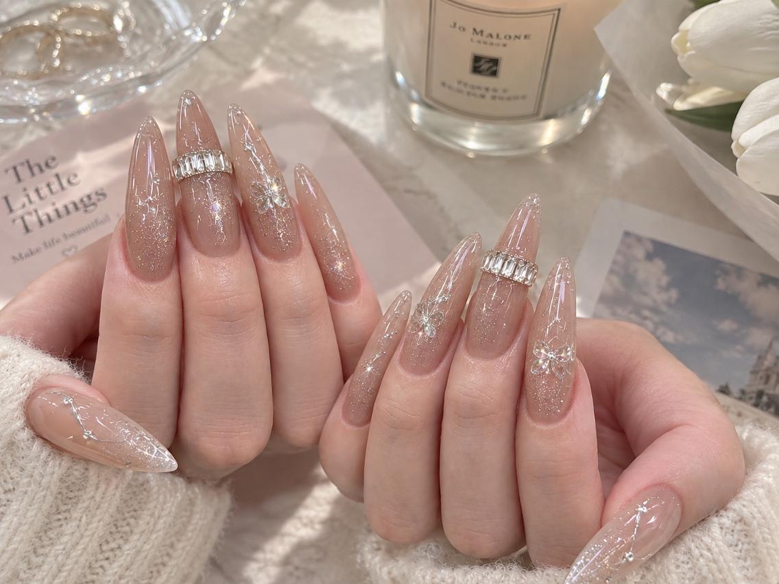 ネイル 💕リリチップ 長持ち得意🩷のネイルデザイン