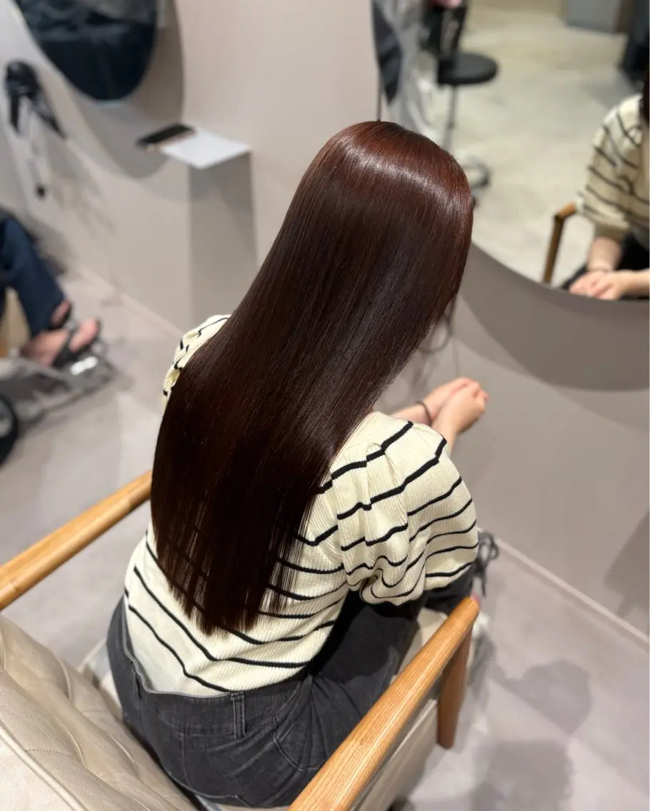 ロング トリートメント 井山 葵のヘアスタイル