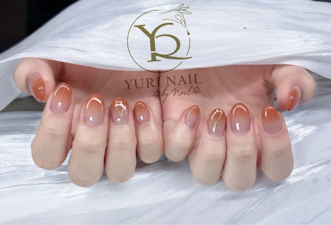 ネイル ハンドネイル フットネイル ハンドケア YURI Nail NARITAのネイルデザイン