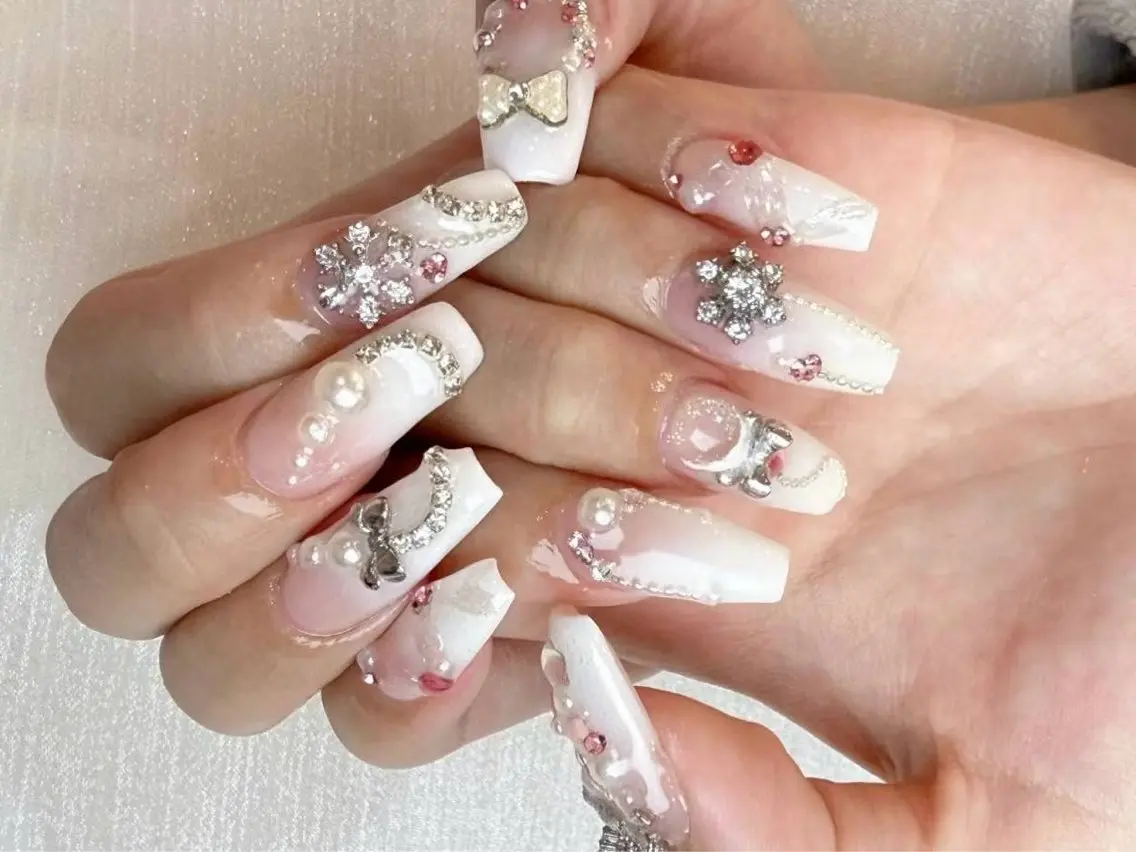 ネイル アートネイル フットネイル ジェルネイル マグネットネイル ミラーネイル Babarla Nailのネイルデザイン