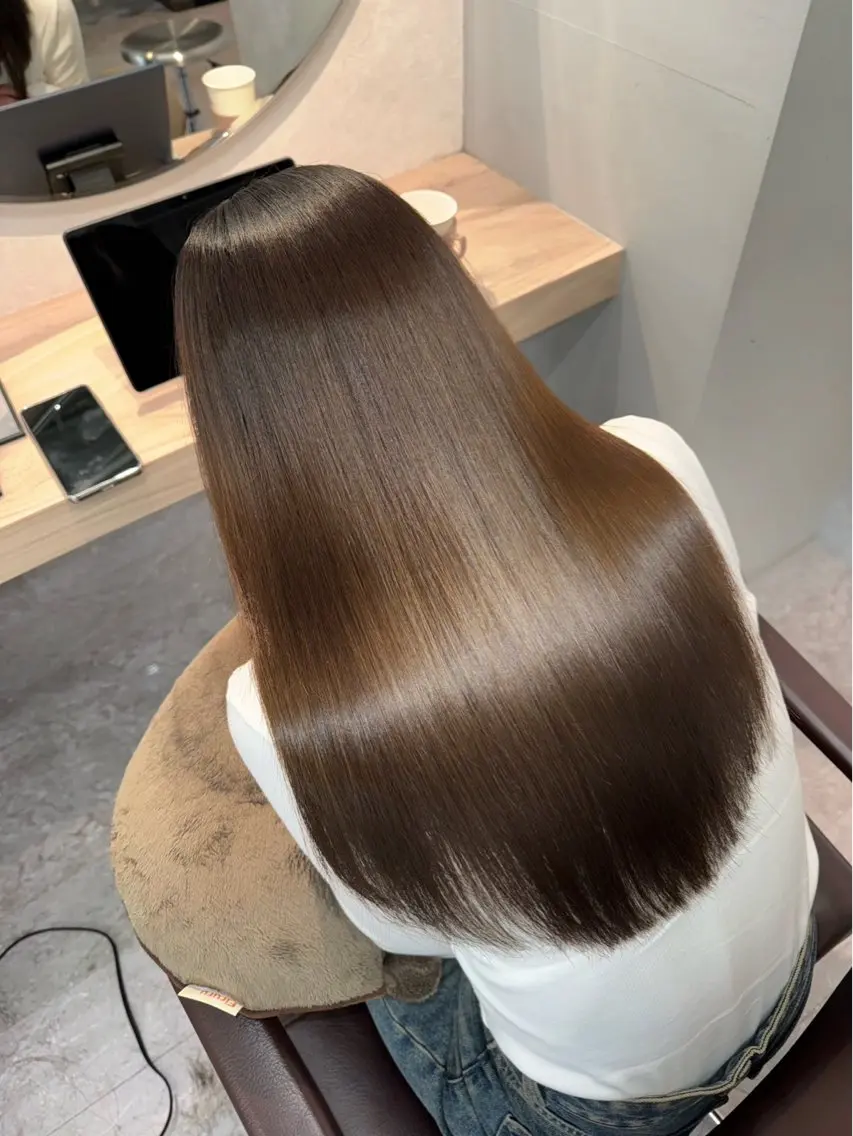 ロング カット ヘアカラー 縮毛矯正 トリートメント 藤森結子 透明感カラー/艶髪のヘアスタイル