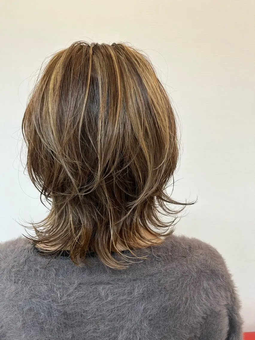 ミディアム PazRood 山下のヘアスタイル