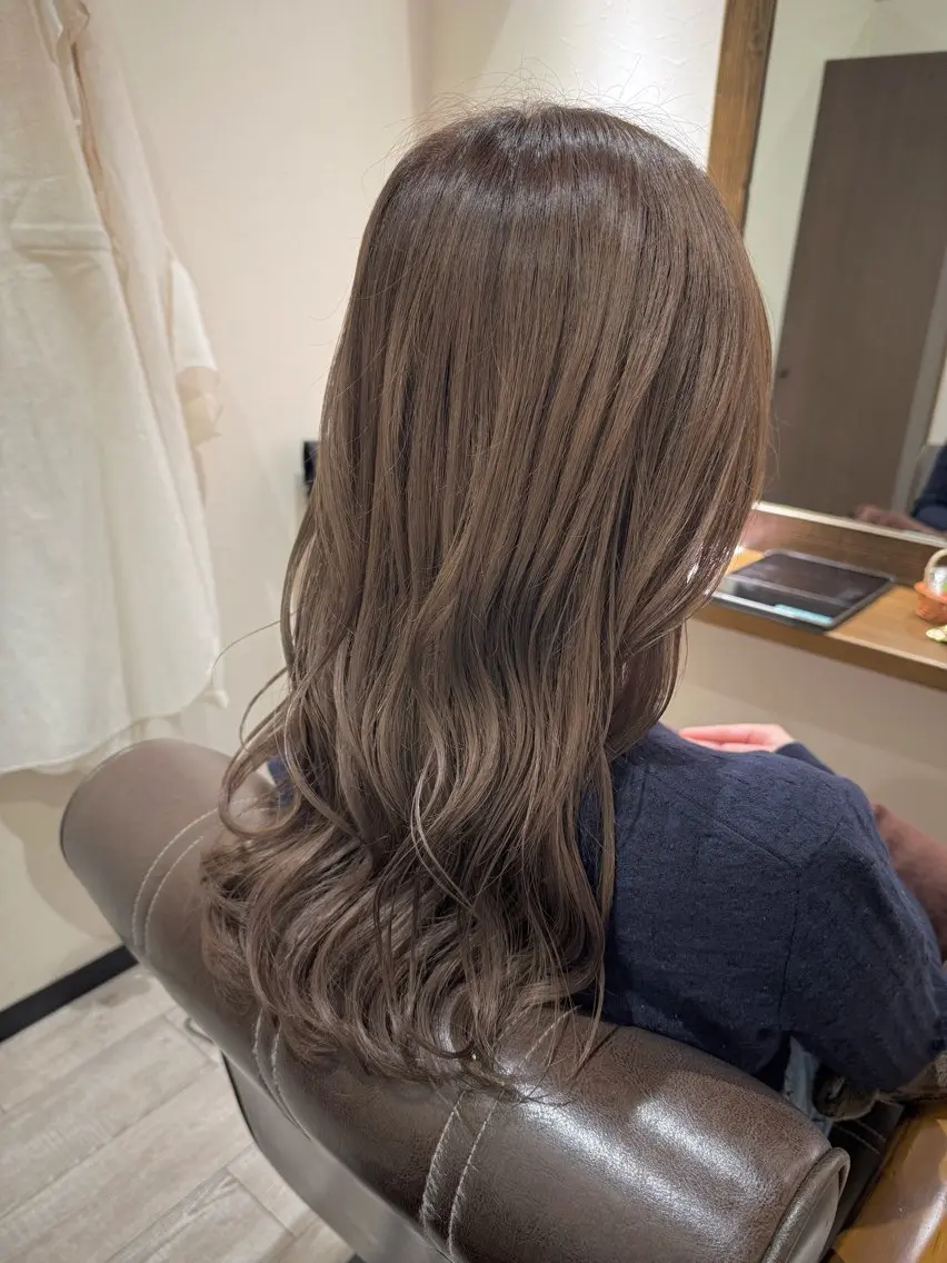 セミロング カット ヘアカラー トリートメント 佐藤  真依のその他イメージ