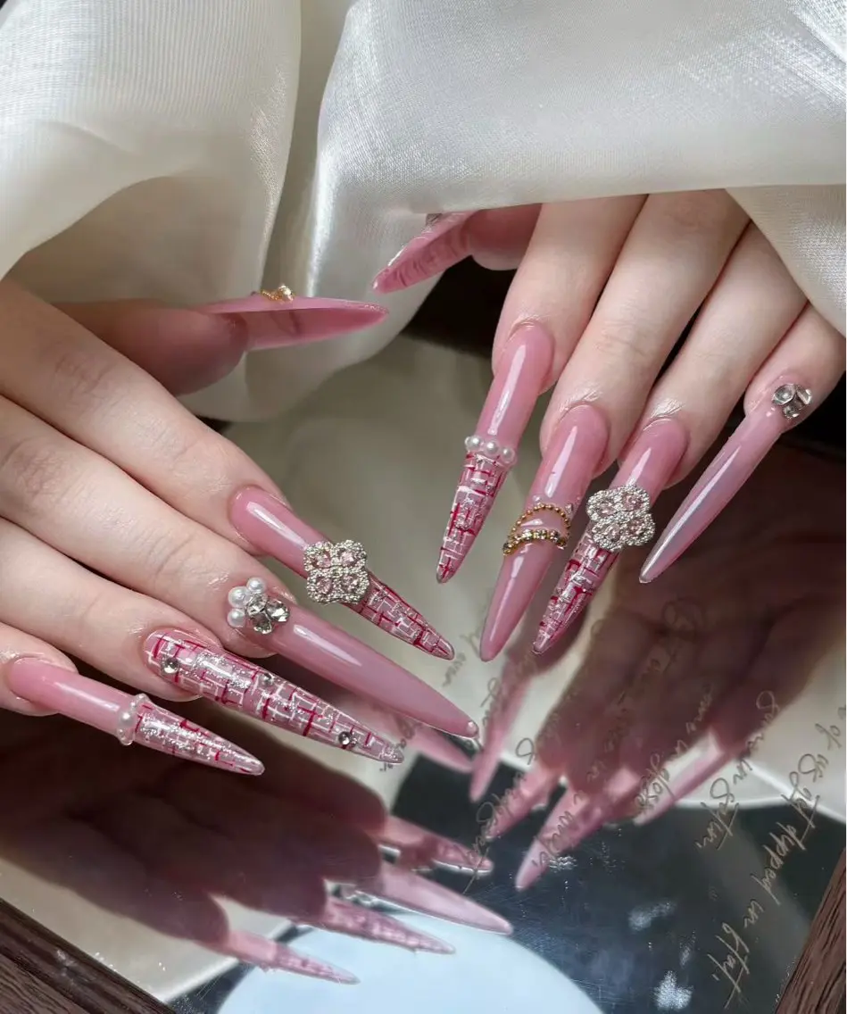ネイル ハンドネイル 🎀M nail salon🎀のネイルデザイン