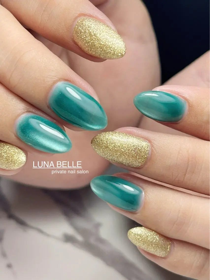 ネイル ブルー ゴールド ラメ(グリッター) マグネットネイル ハンドネイル LUNA BELLEのネイルデザイン