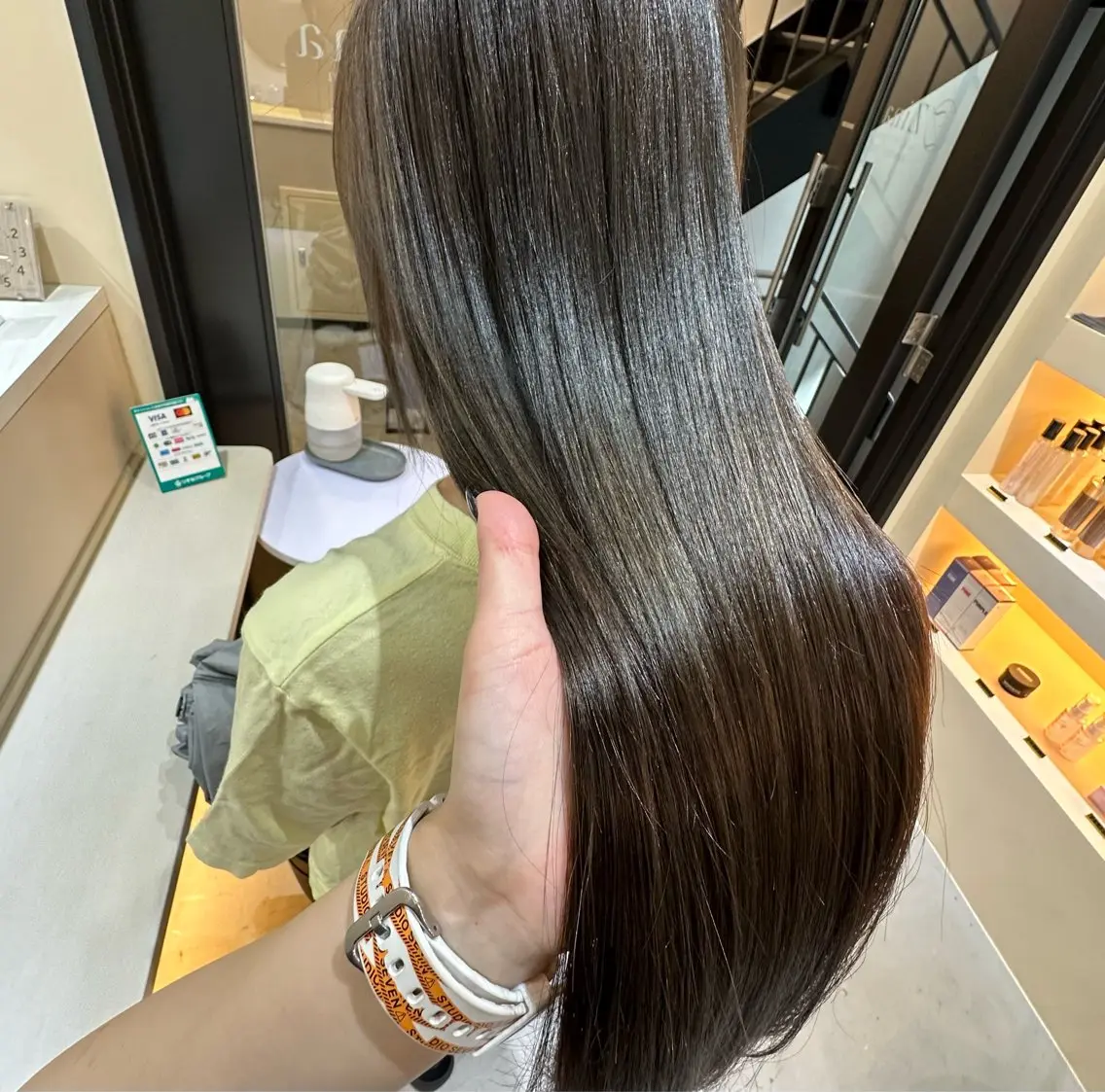ロング ౨ৎ︎Zina 川口 KIRARI౨ৎのヘアスタイル