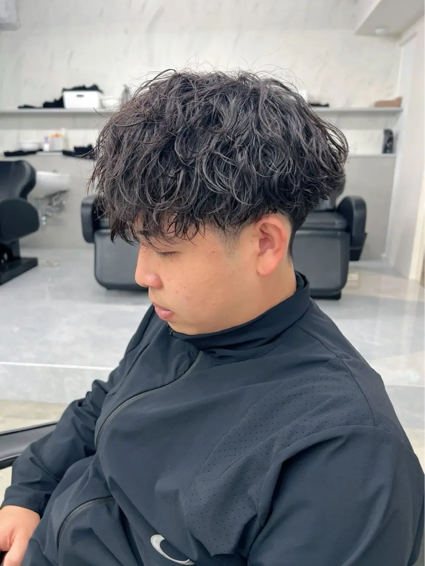ミディアム ミディアムパーマ 似合わせカット カット パーマ パーマ/カット メンズ/平山のヘアスタイル