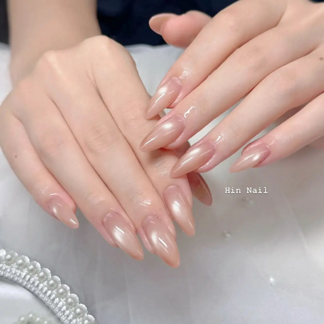 ネイル チークネイル ドット フットネイル フレンチネイル グラデーション ハンドネイル HIN NAILのネイルデザイン