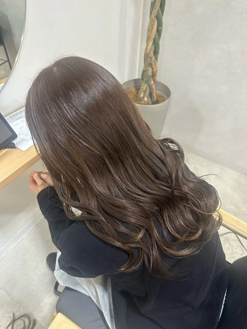 ロング ロング 小寺 唯希のヘアスタイル