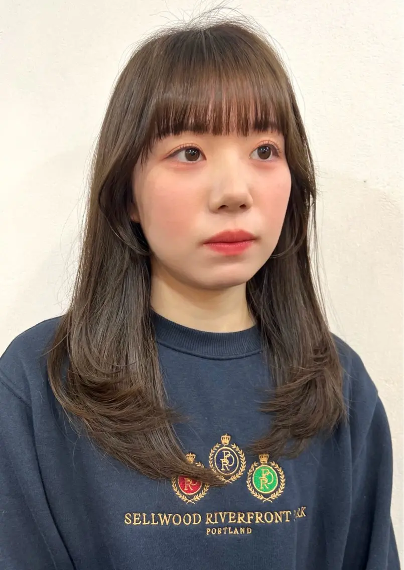 セミロング 韓国ヘア 🎀華澄のヘアスタイル