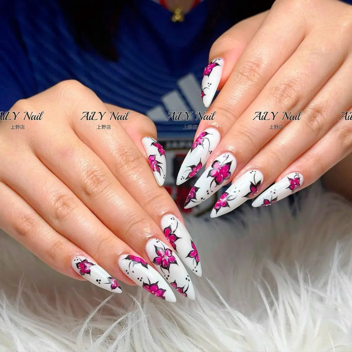 ネイル アートネイル ジェルネイル マグネットネイル ニュアンスネイル シンプルネイル ハンドネイル AiLy Nail 上野店のネイルデザイン