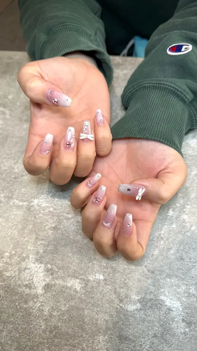 グラデーション💅🏽ベースカラー有【オフ込み】✨カラー組み合わせ無限大♾️ベイビーブーマー・マグネットカラー🉑の写真