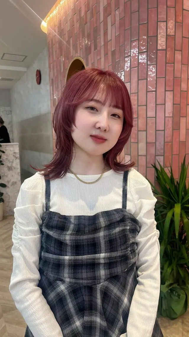 ミディアム カラー 柔らかい艶暖色 レイヤー🫧姫汝のヘアスタイル