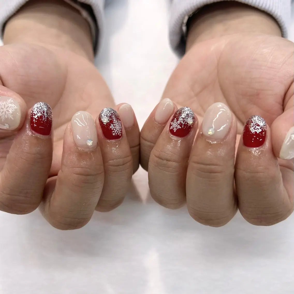 ネイル 冬ネイル 狭間 GRANBEAUTYのネイルデザイン