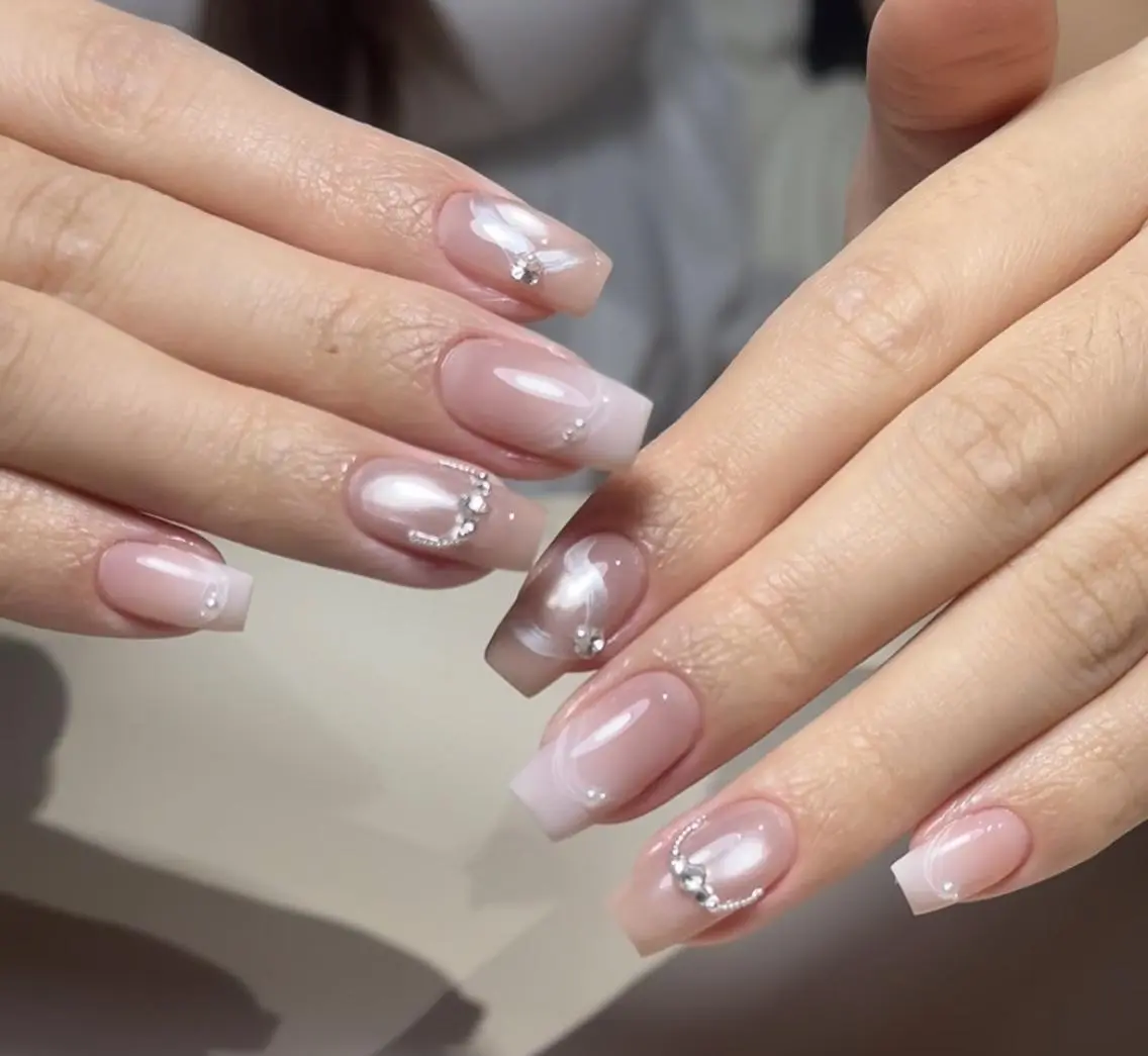 ネイル ハンドネイル 🎀 NaNa_nailのネイルデザイン
