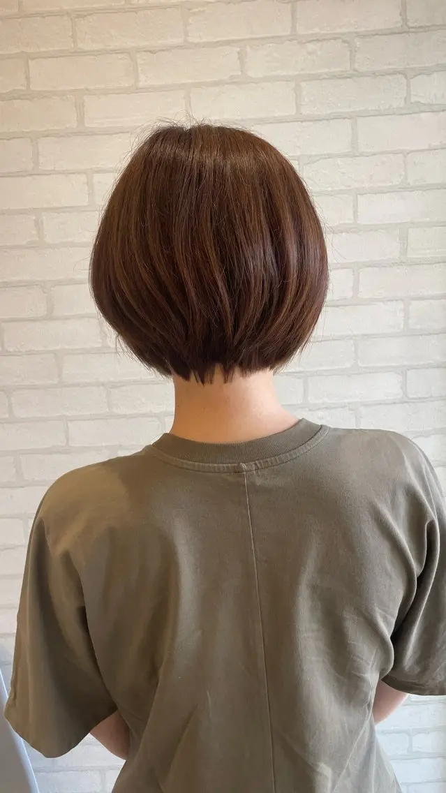 ショート 白杉 えりのヘアスタイル