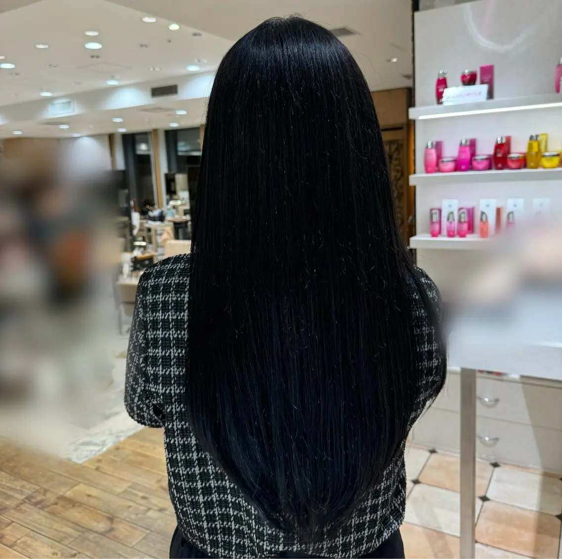 ロング カラー 黒髪 ブルーカラー ブルーブラック イルミナカラー 髪質改善 レイヤー/顔まわり/ 透明感カラー/れいなのヘアスタイル