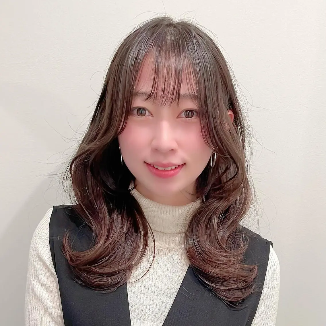ロング カット ヘアカラー トリートメント 🌹ハッシュカット、 レイヤー韓国ヘア🌹のヘアスタイル