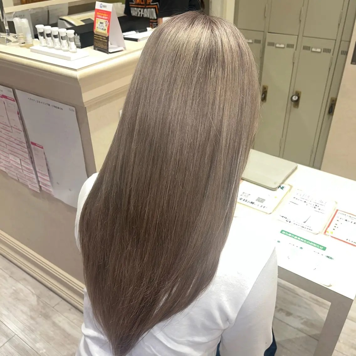 ロング カラー 加藤 菜々子のヘアスタイル
