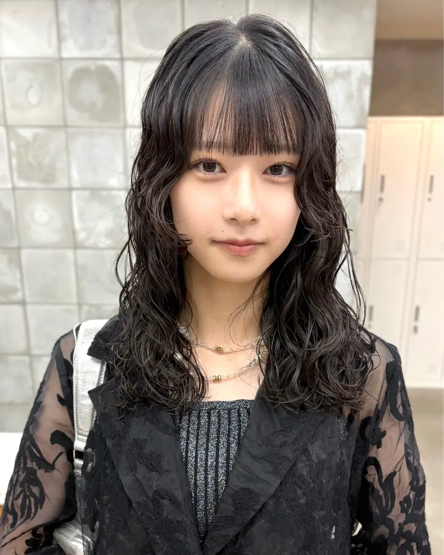 ミディアム パーマ ミディアムパーマ くびれヘア くびれレイヤー レイヤーカット カット パーマ トリートメント tetohair 森田浩平のヘアスタイル