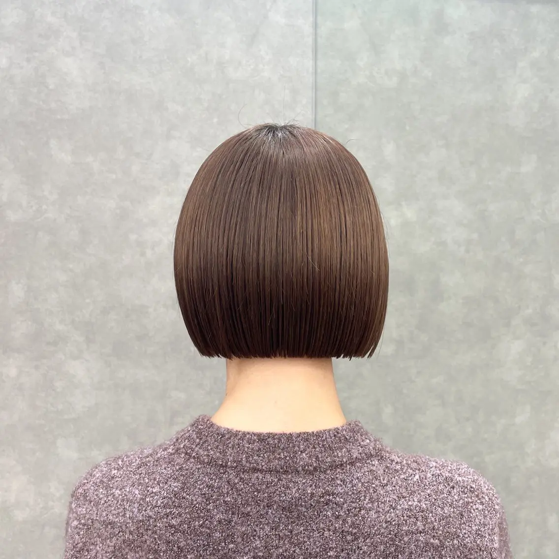 ショート ボブ 縮毛矯正/ストンボブ Wカラー💎ヒデジのヘアスタイル