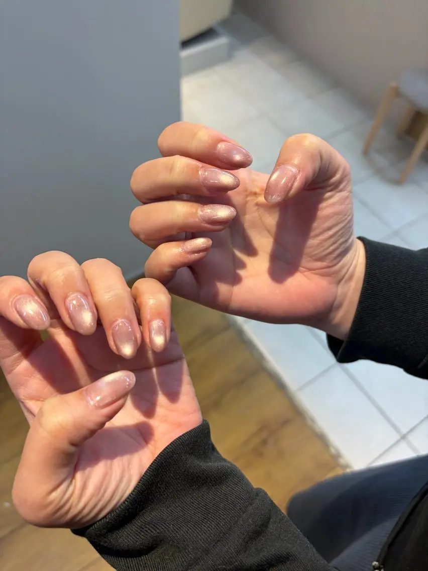 ネイル マグネットネイル MANAMI TRIOS💅🏻のネイルデザイン