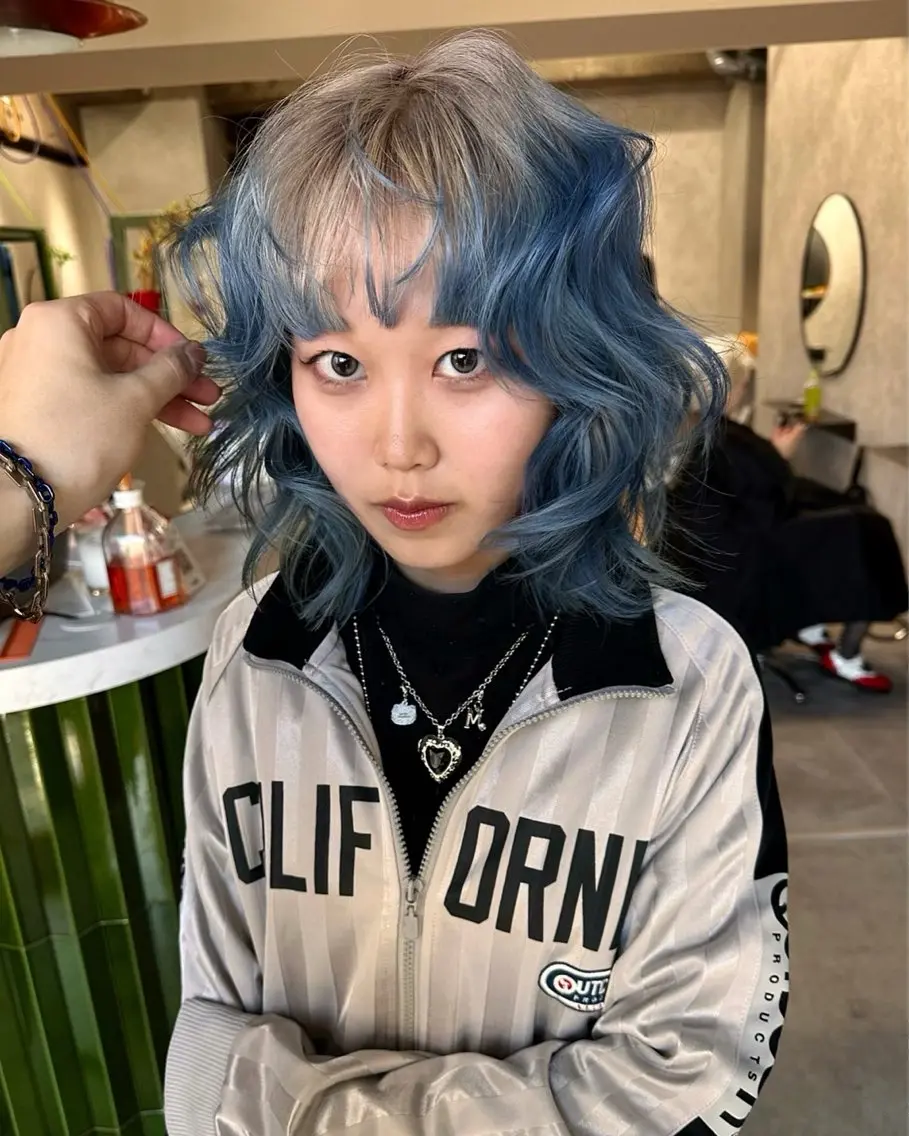 カラー airi໒꒱·゚ /デザインカラーのヘアスタイル