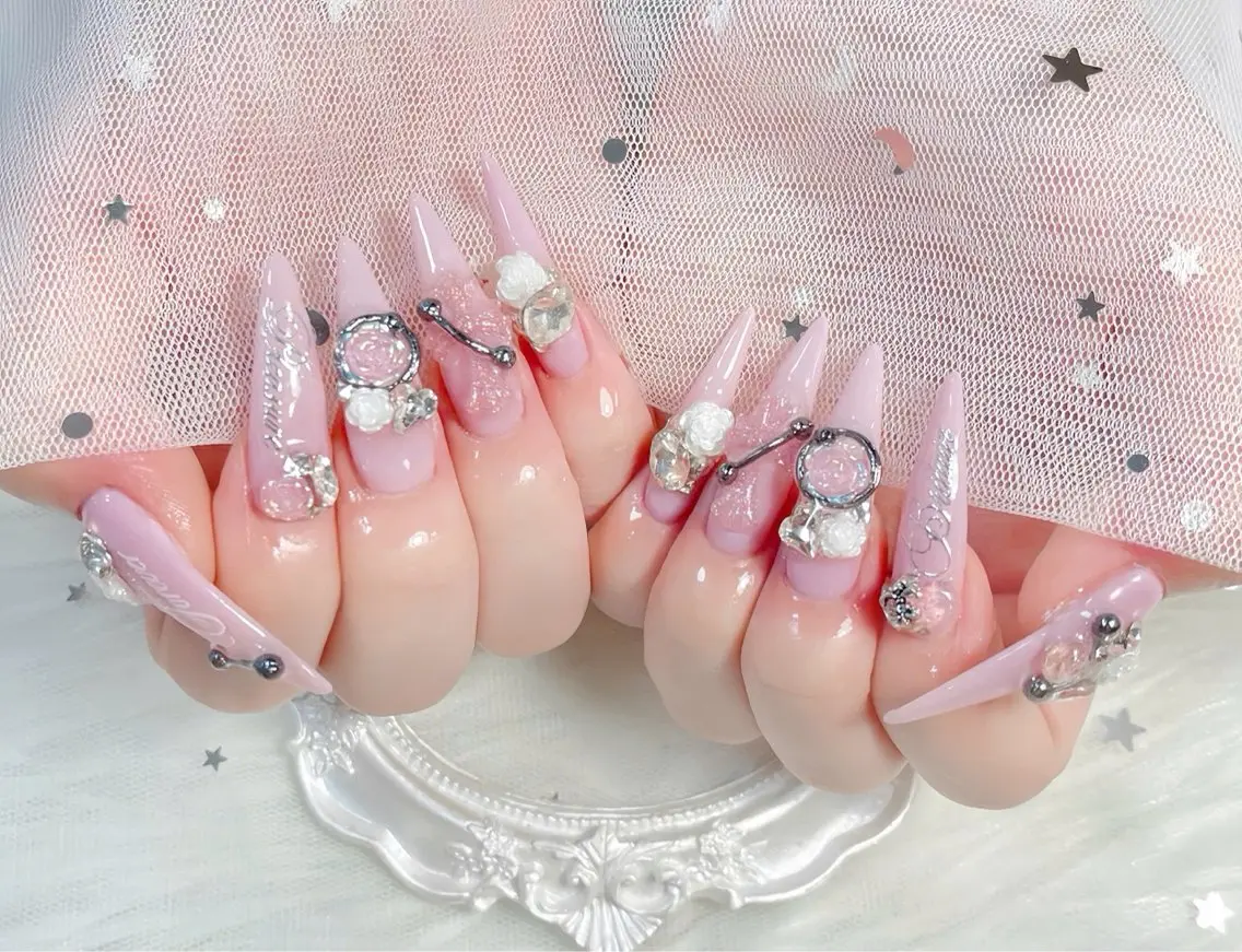ネイル チークネイル 長さ出し フレンチネイル ジェルネイル グラデーション ハンドネイル THANHTHANH NAILのネイルデザイン