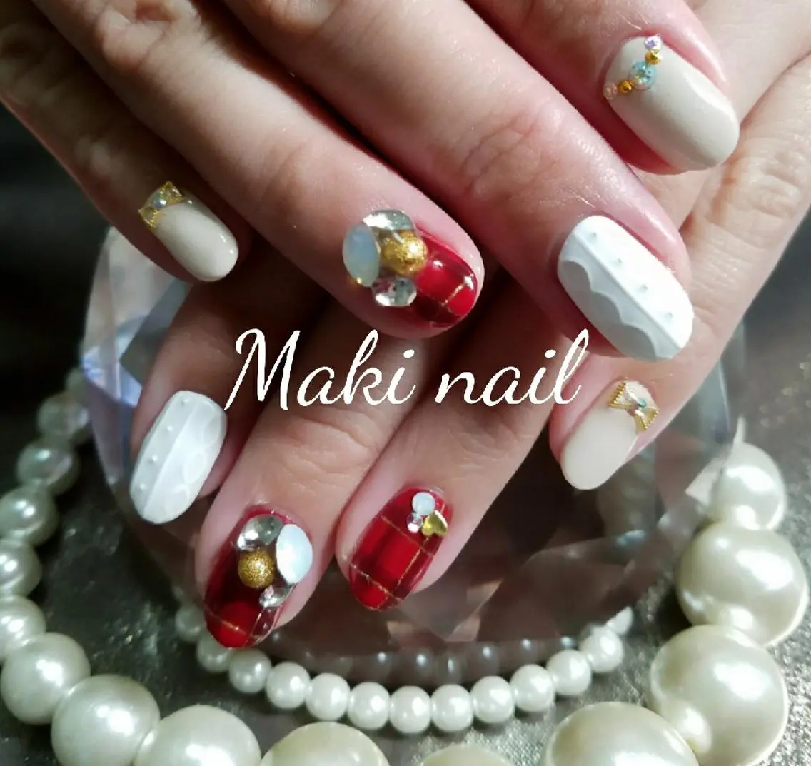ネイル ショート ジェルネイル ･:*+.✳︎˚✧₊ MAKI NAILのネイルデザイン