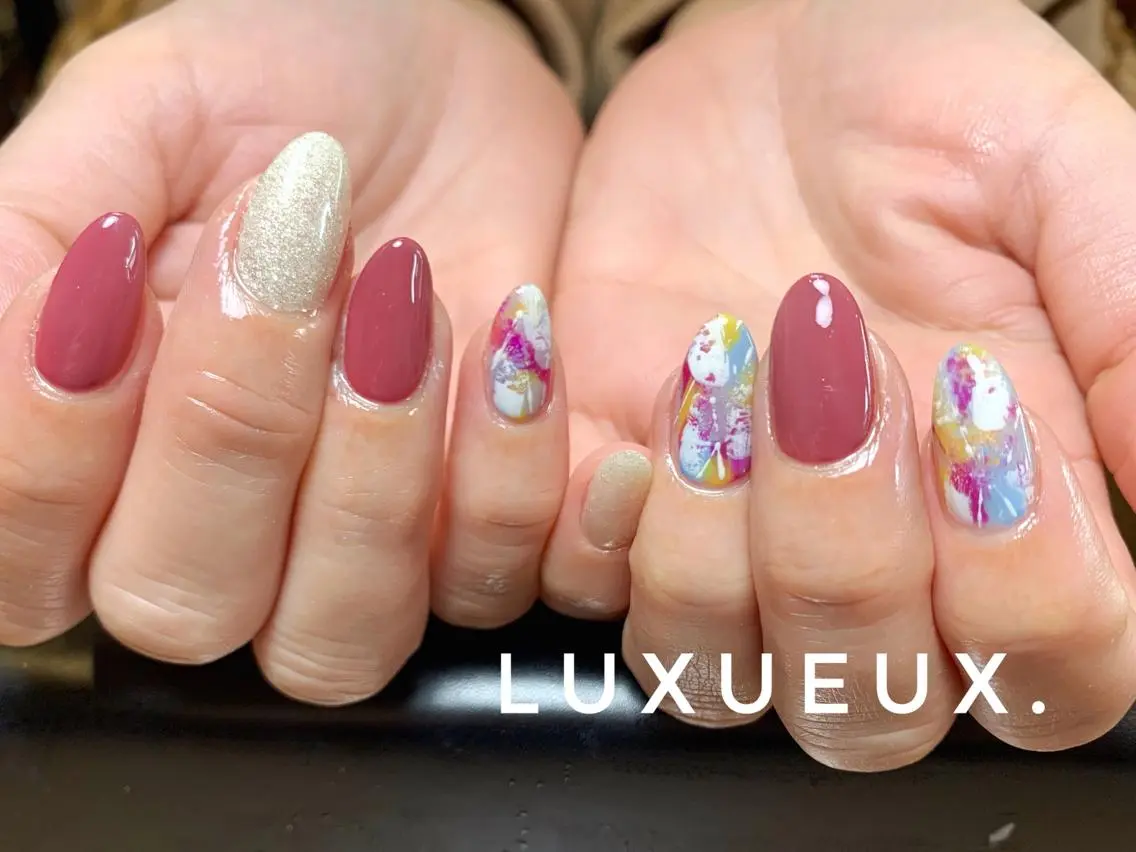 ネイル LUXUEUX春日店 (ルクソー)のネイルデザイン