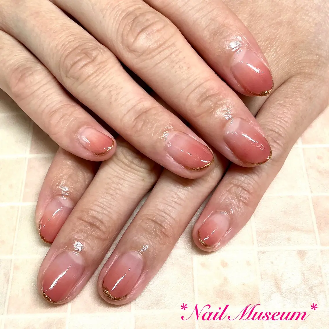 ネイル ブルー ブラウン ジェルネイル グラデーション ラメ(グリッター) ハンドネイル nailmuseum KAMATARIのネイルデザイン