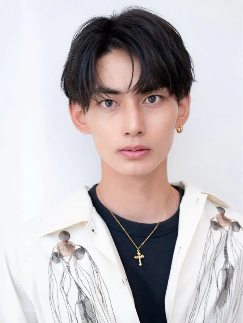 ⭐️【5月期間限定】⭐️メンズカット×3STEPトリートメント✂️プチヘッドスパ付き‼️の写真