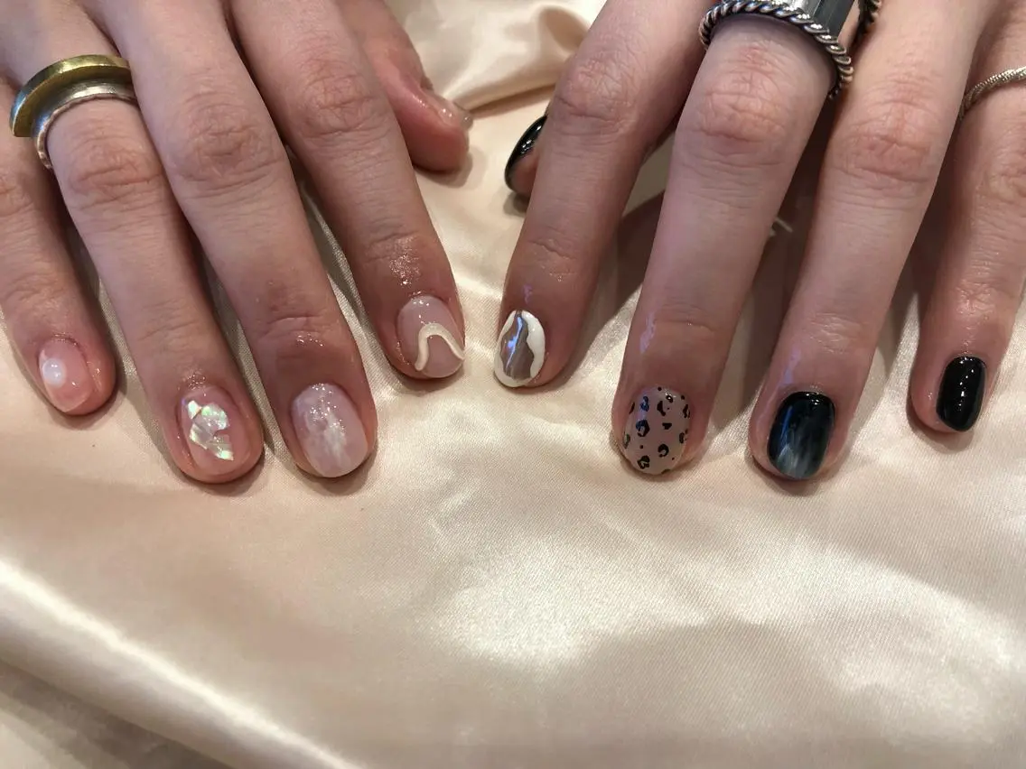 ネイル パラあり！フィルイン 美フォルムのネイルデザイン