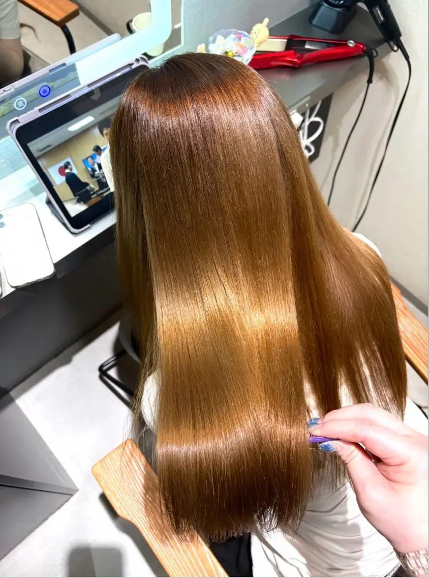 ロング 縮毛矯正🌈髪質 改善✨️MIKI💜のヘアスタイル