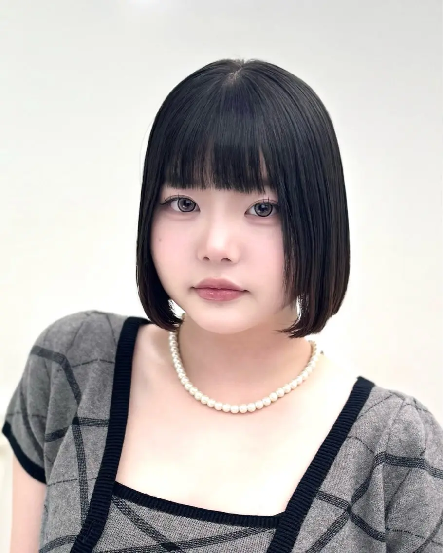 ショート カラー ヘアアレンジ カット ヘアカラー トリートメント ヘッドスパ ヘアセット 縮毛矯正🤍 ボブ/ HIKARIのヘアスタイル