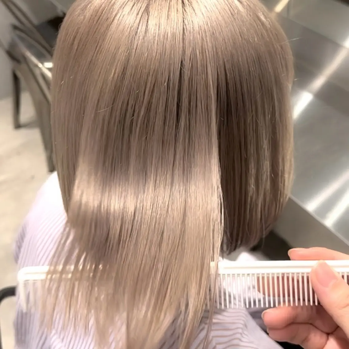 ショート カラー カット ヘアカラー トリートメント ハイトーン･髪質改善 MIOKAのヘアスタイル