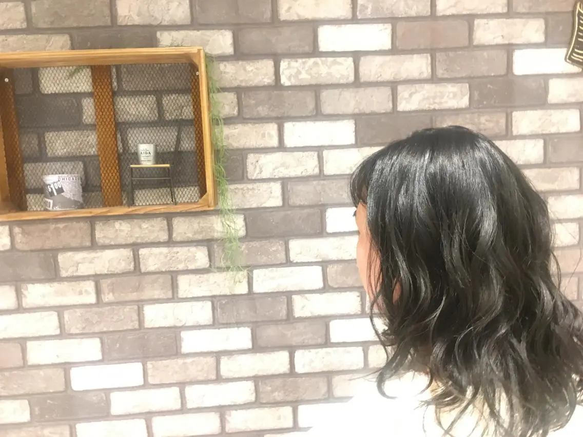 セミロング 土屋 ゆうこのヘアスタイル