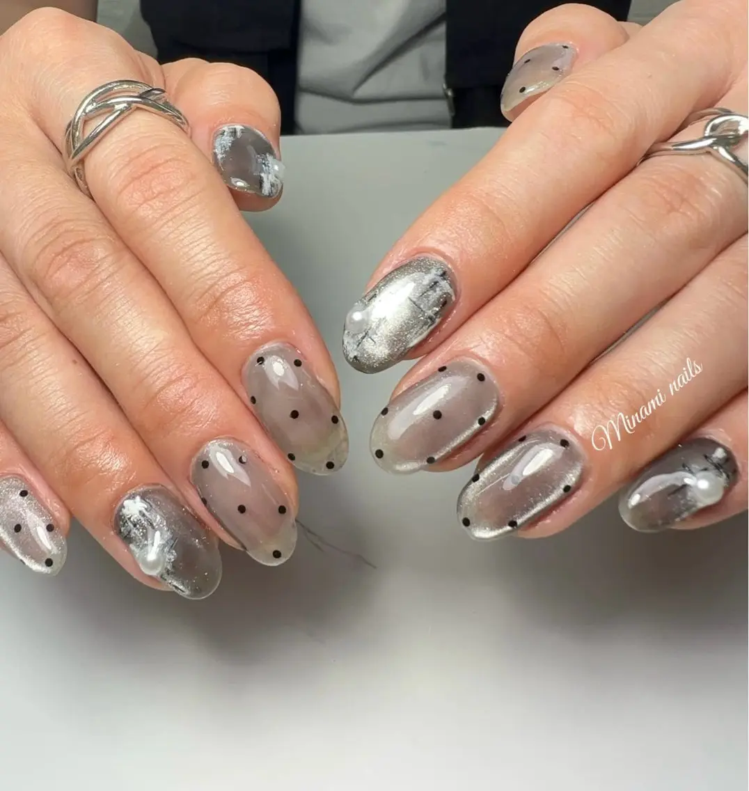 ネイル アートネイル ガーリー キラキラネイル 韓国ネイル マグネットネイル ハンドネイル Minami Nailsのネイルデザイン