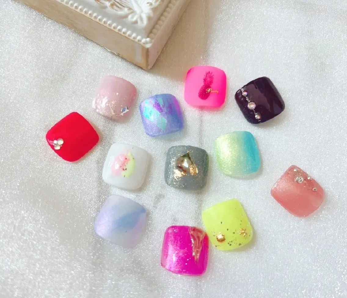 ネイル フットネイル CALME ♡のネイルデザイン