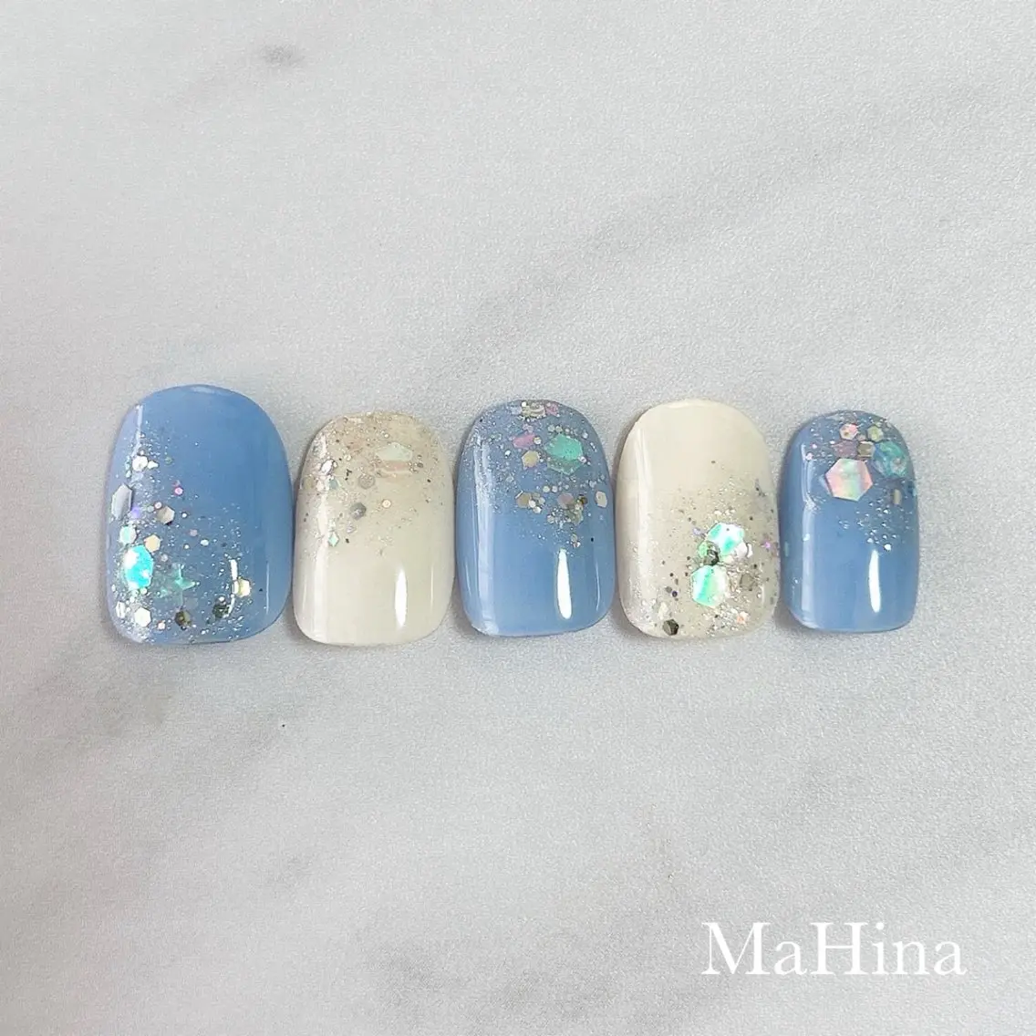 ネイル ジェルネイル ホログラムネイル キラキラネイル ハンドネイル Le Vernis MaHina・まひなのネイルデザイン