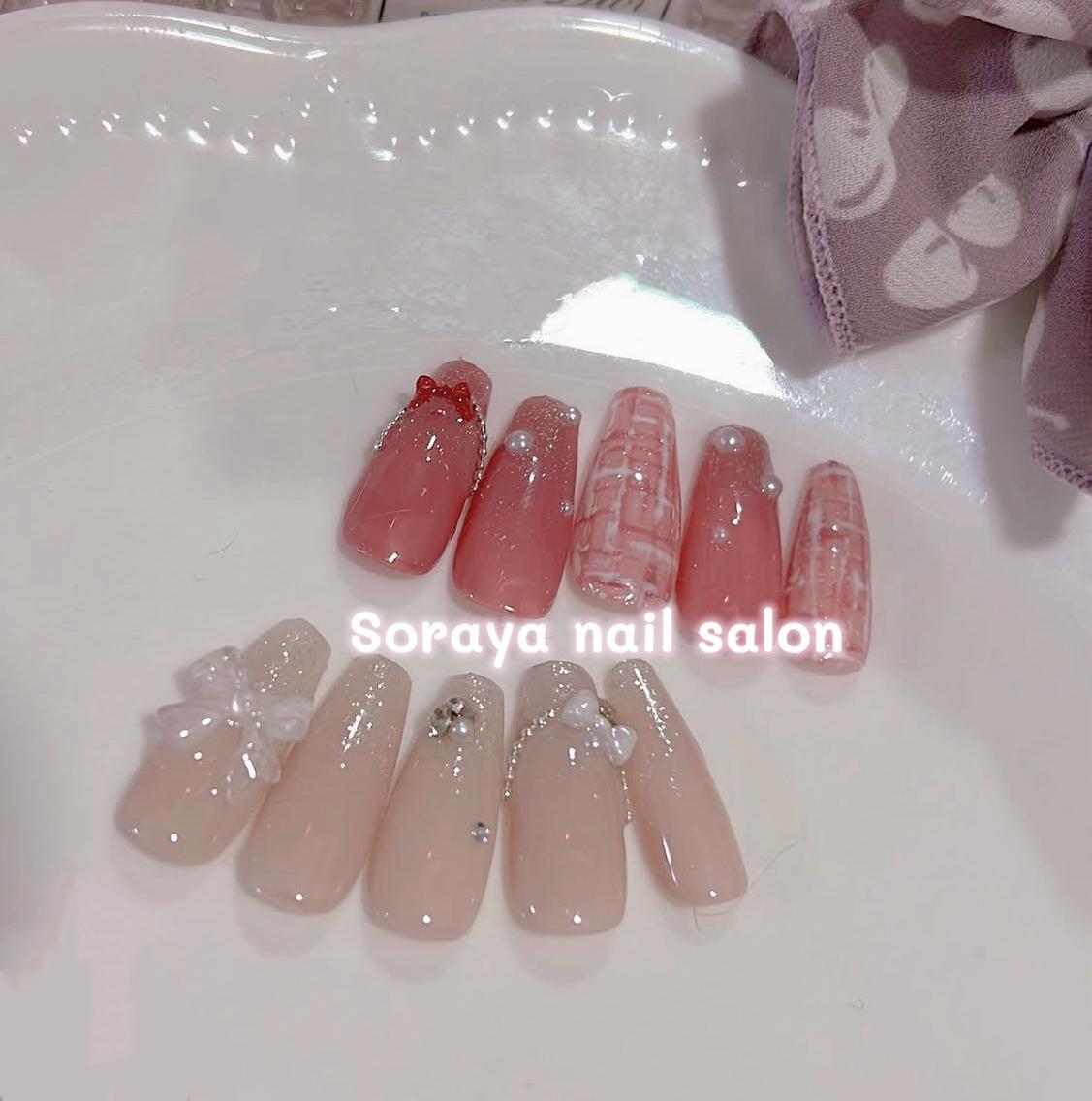 ネイル オーロラネイル チークネイル フットネイル フレンチネイル ジェルネイル ソラヤネイルサロン パラジェル導入店のネイルデザイン
