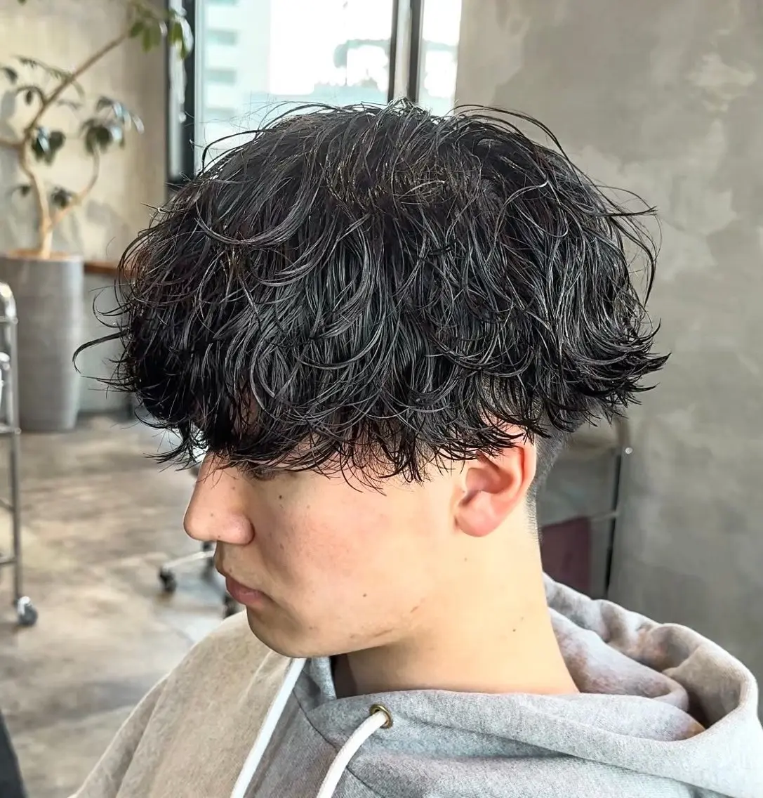 パーマ メンズ メンズパーマ 波巻きパーマ ブリーチ/パーマ特化 片平和寿のヘアスタイル