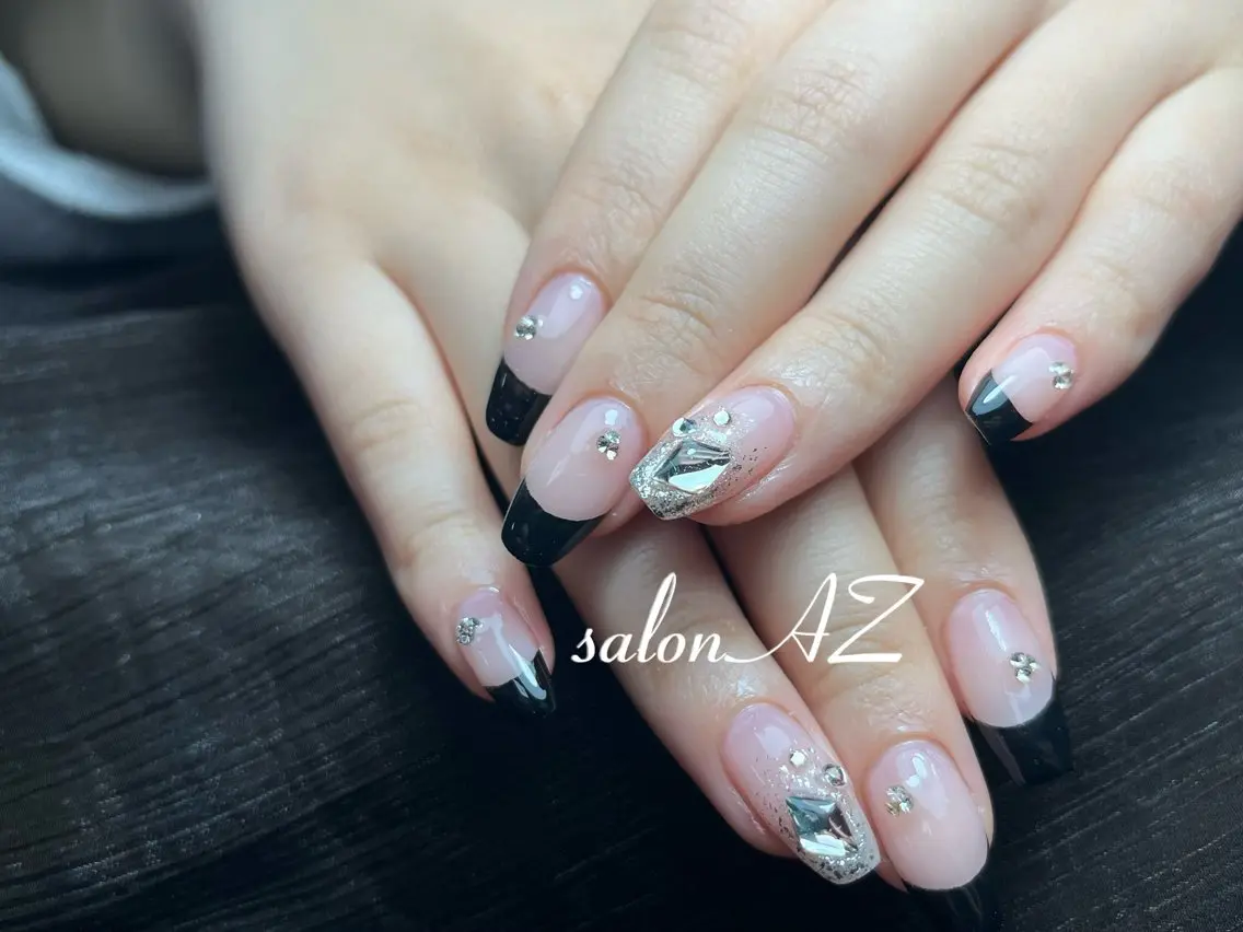 ネイル 長さ出し フットネイル フレンチネイル マグネットネイル ニュアンスネイル salon AZのネイルデザイン