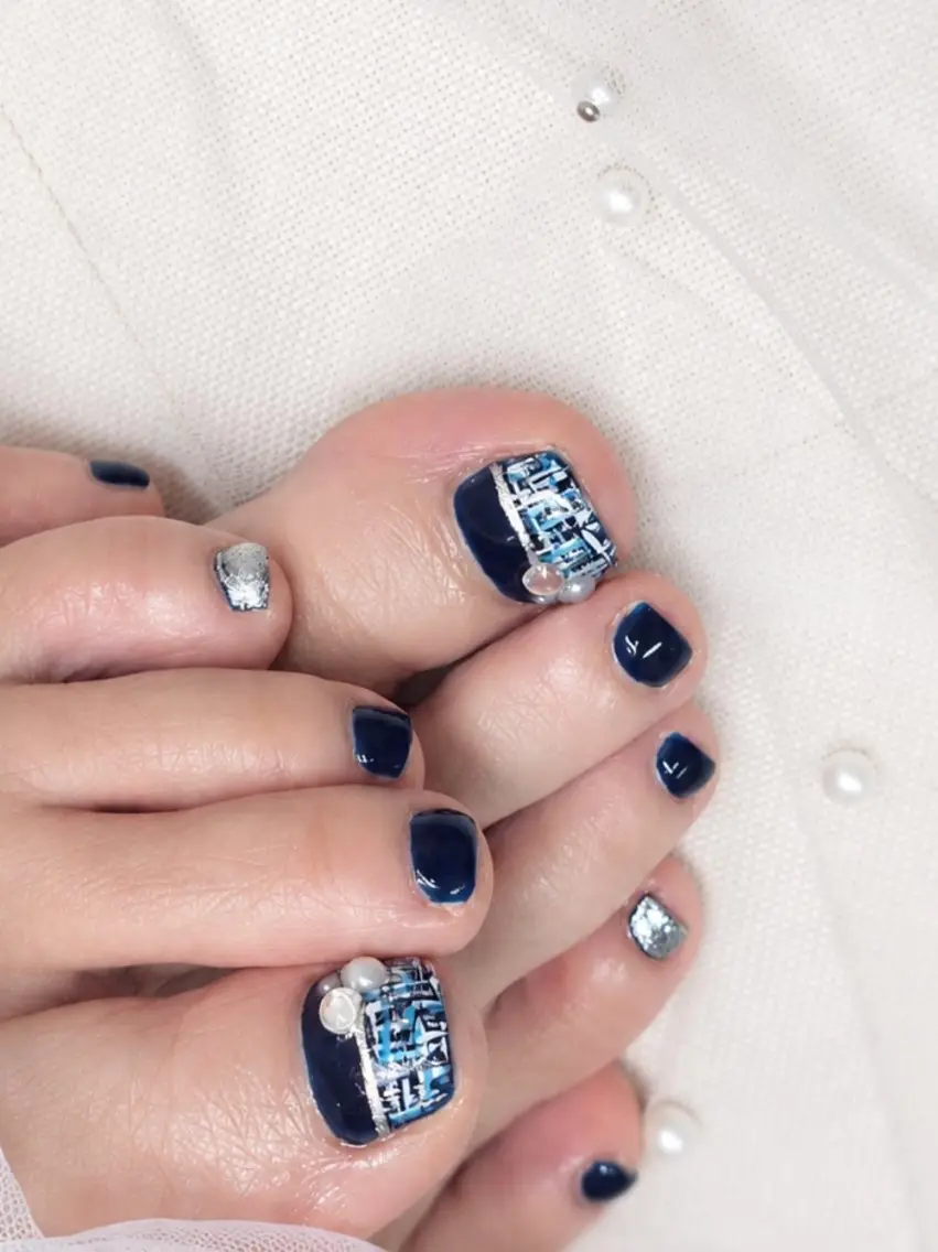 ネイル ツイードネイル フットネイル nail salon calm+　のネイルデザイン