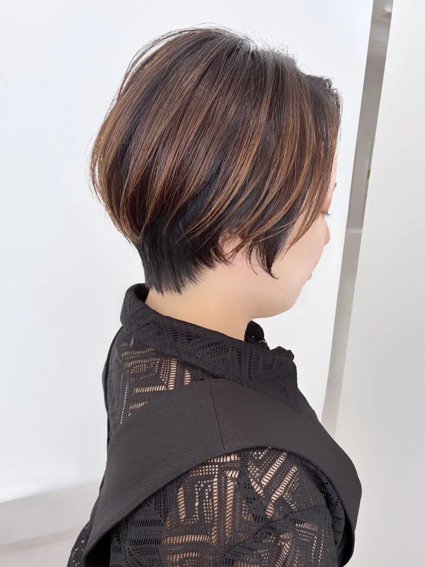 ショート カラー カット ヘアカラー トリートメント 大人女性ショート専門 tomoのヘアスタイル