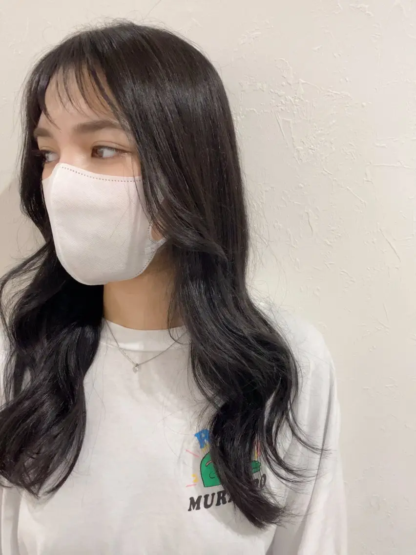 ロング 学生 角田 亜美のヘアスタイル