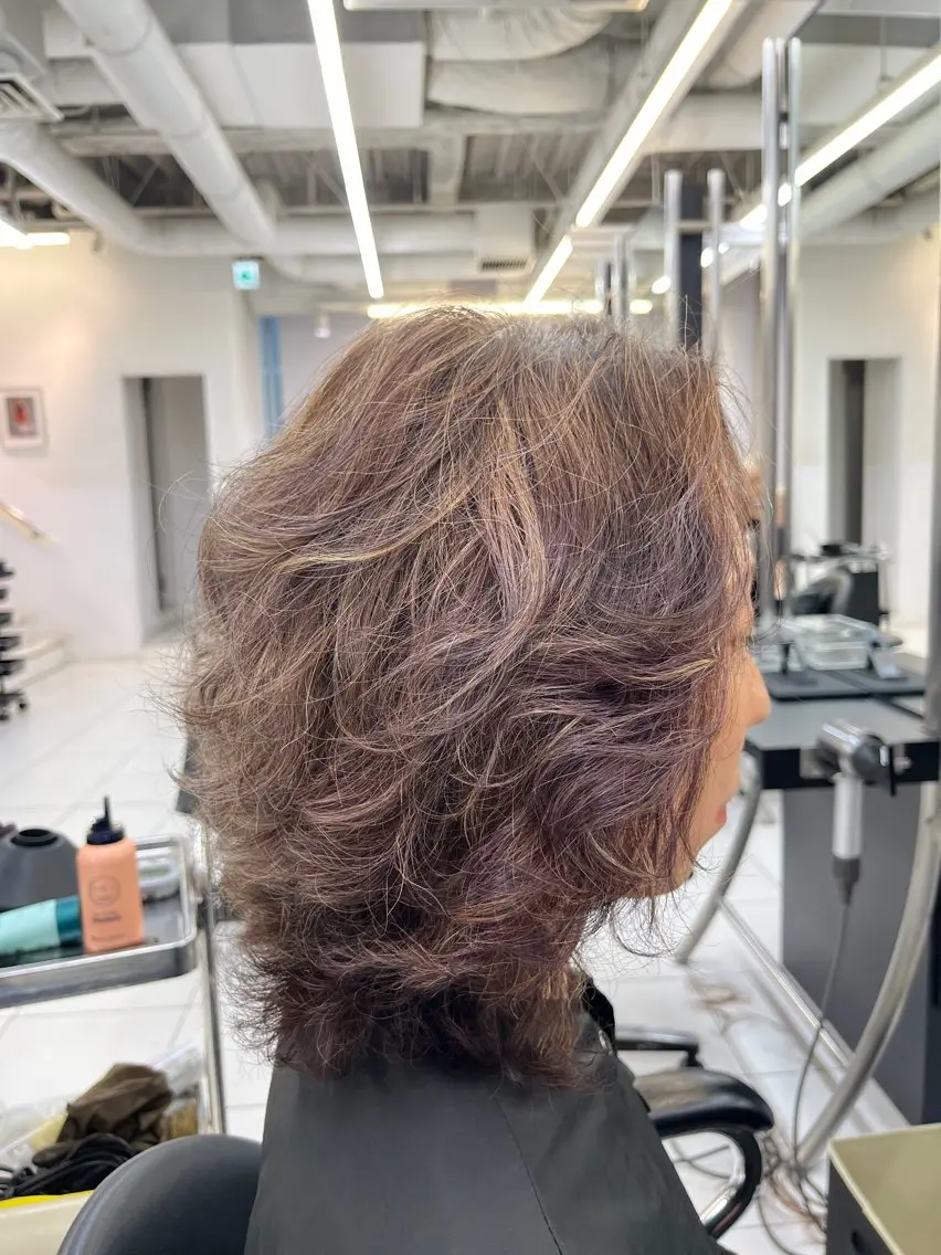 ミディアム パーマ 吉田 友朗のヘアスタイル